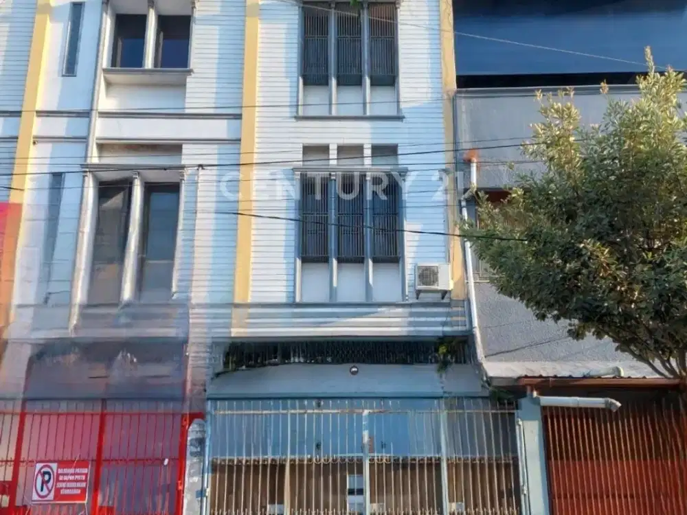 Ruko Siap Huni Dan Siap Usaha Poros Jalan G.Salahutu Makassar