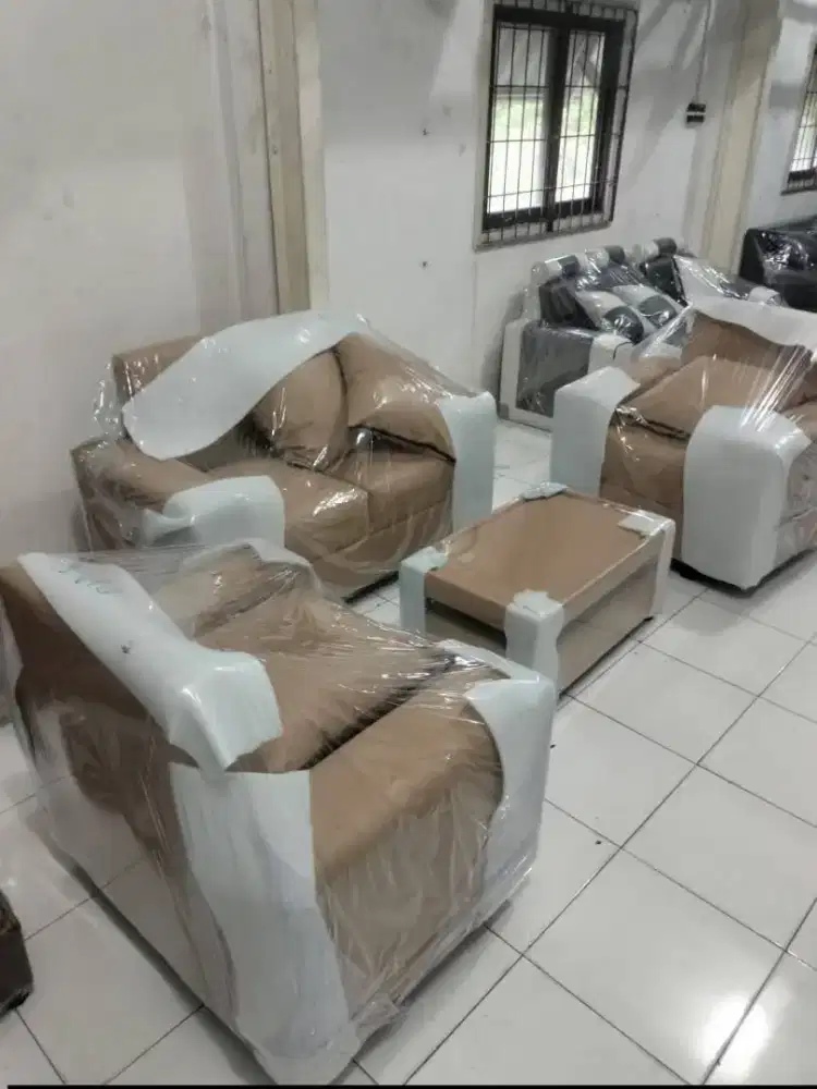 Sofa set type 211 full kulit + meja