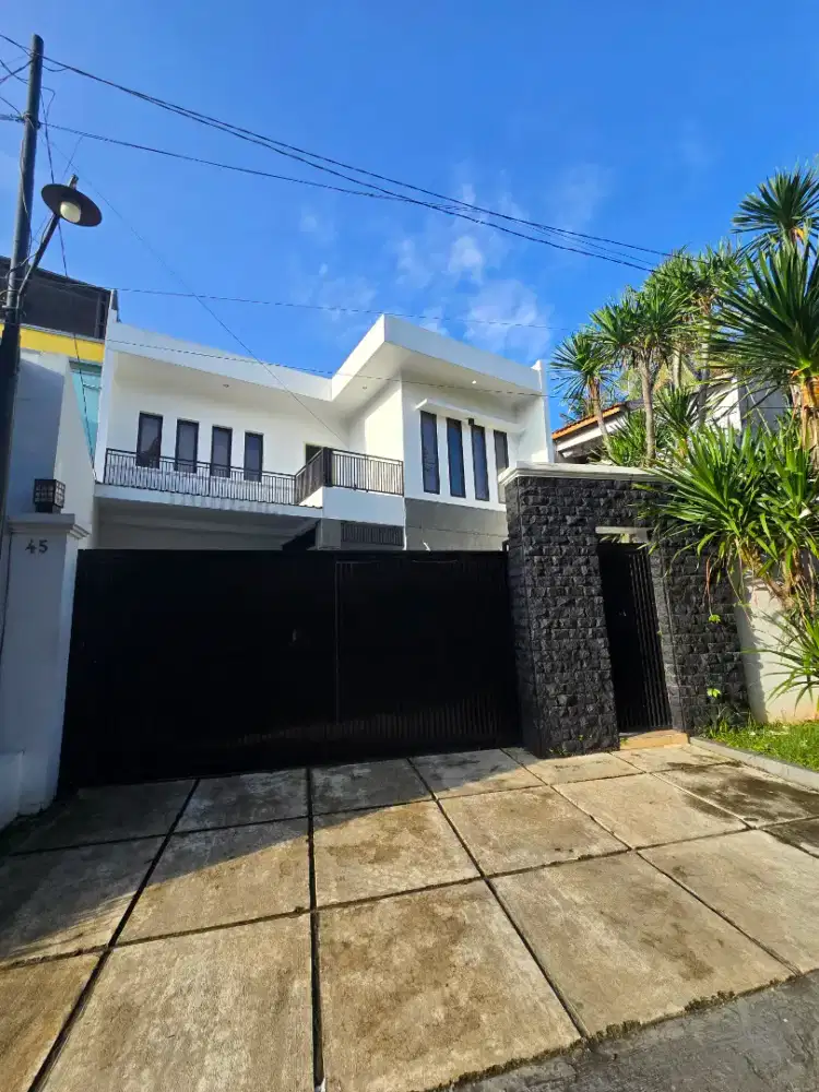 Di jual rumah bagus di limo depok