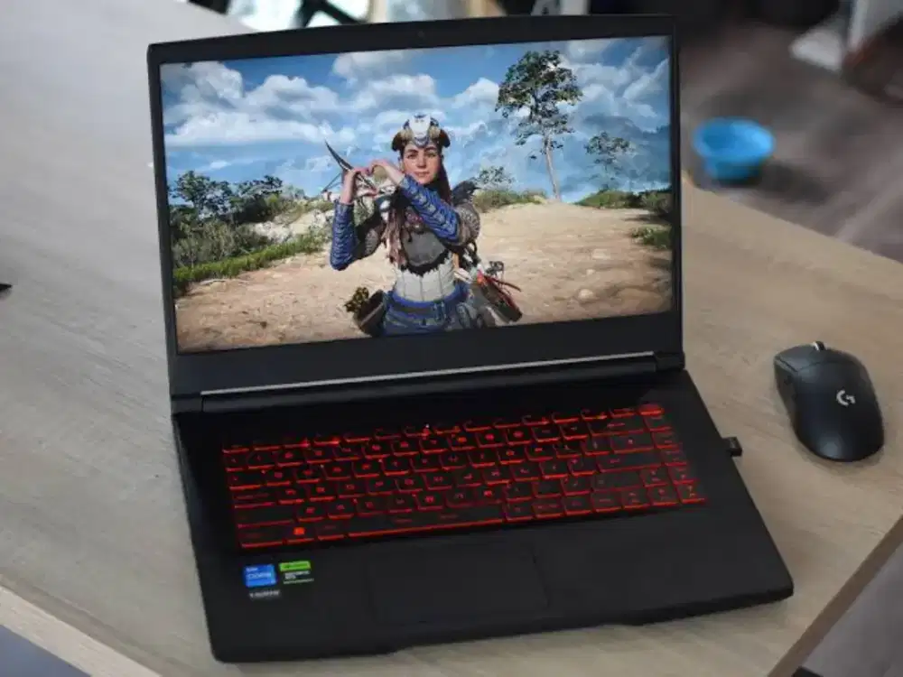 Cari laptop rtx 4050 dari orang pertama