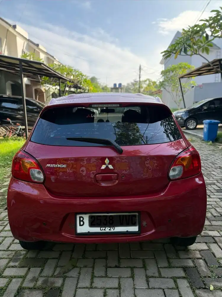 Mitsubishi Mirage Exceed 2013