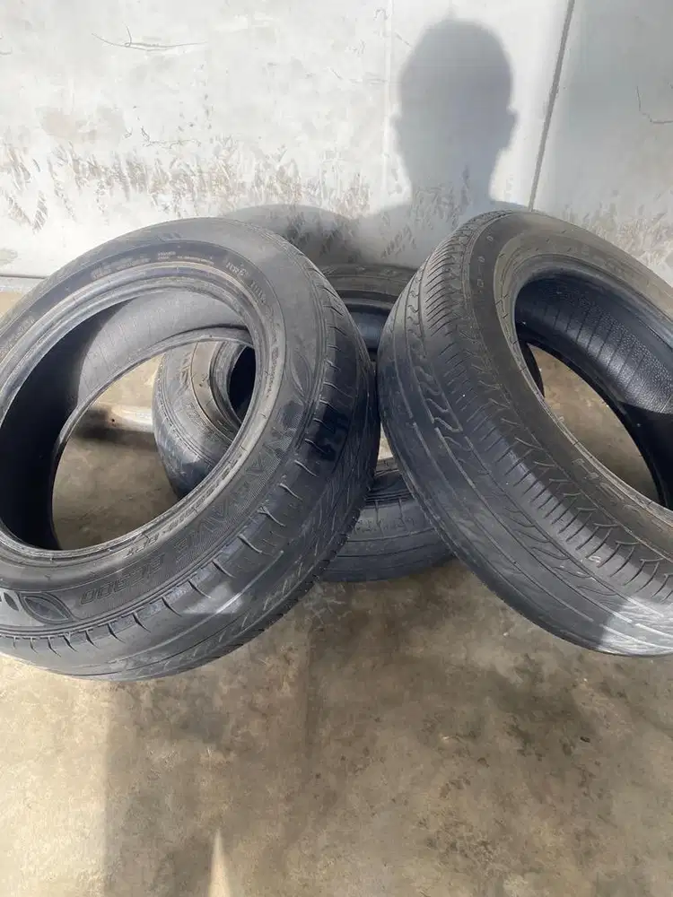 Dijual Ban bekas ring 14