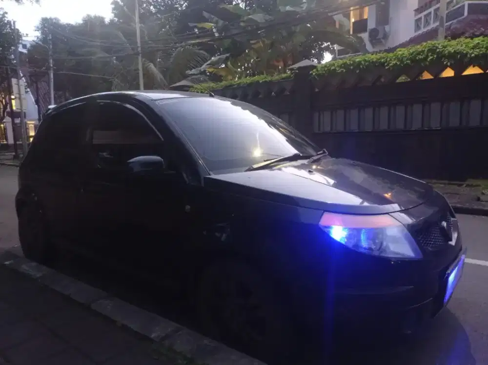 Dijual mobil kesayangan