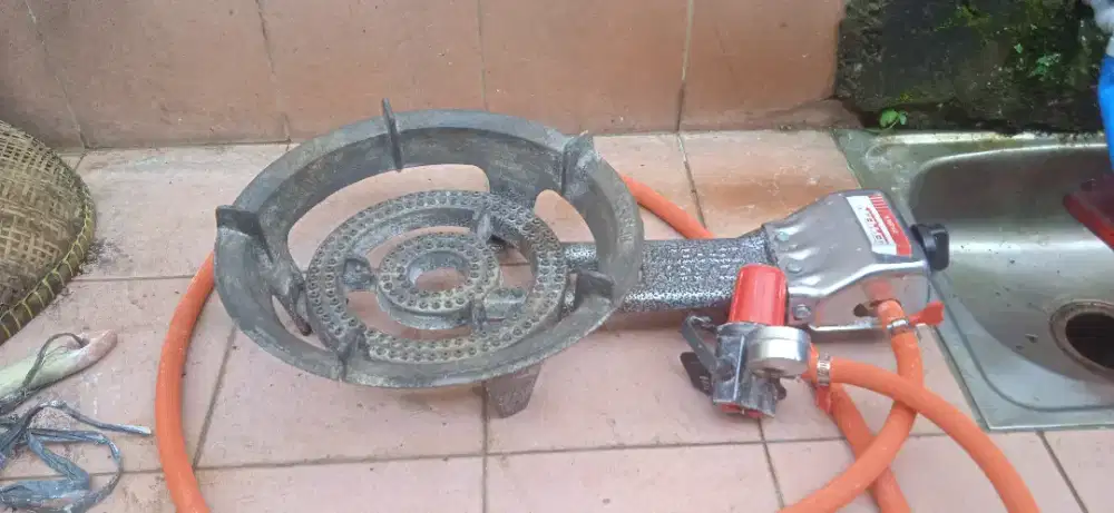 Kompor Semawar Api Seribu merk zeppelin