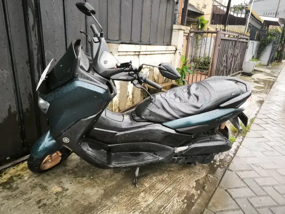 Yamaha NMAX 2022 Green 30.100 KM pemakai