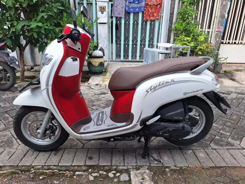 BU scoopy 2020 plat w sda kondisi istimewa siap modik