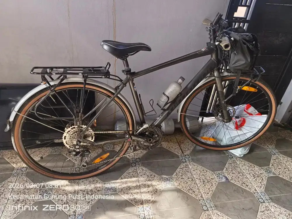 Sepeda Touring Specialized Sirrus