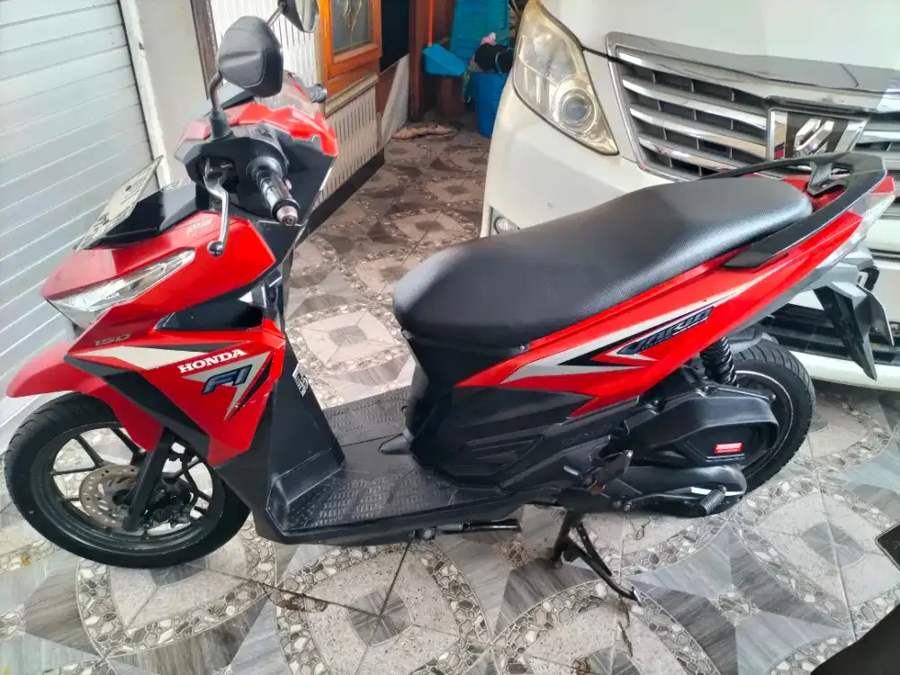Honda  Vario 150 CC 2015 tgn 1 ors cat mesin segell PJK aman lkp