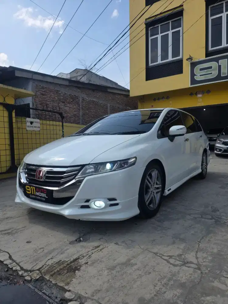 HONDA ODYSSEY RB3 2.4 I-VTEC AT TAHUN 2013