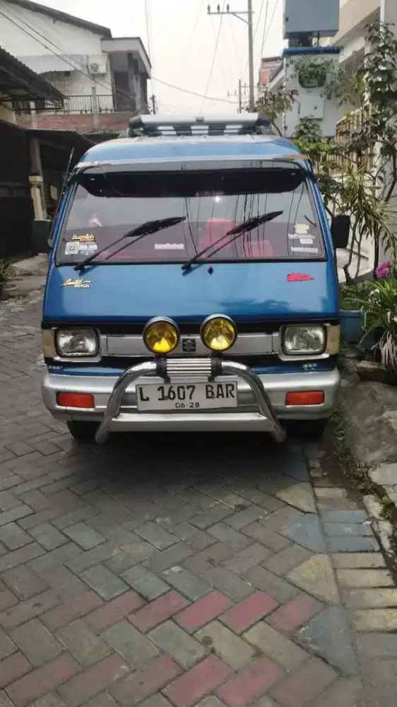 Mobil murah Suzuki carry ceri