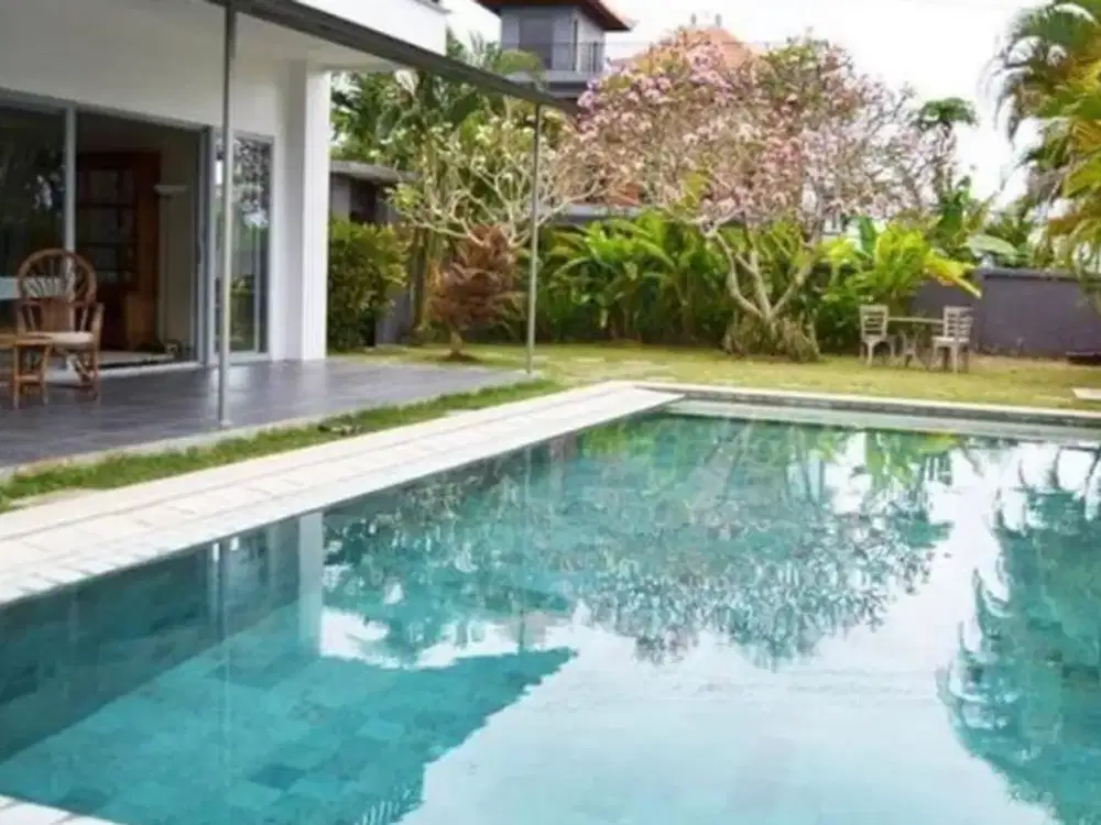VILLA MODERN TROPIS 2 LANTAI DI LANGUI KAUH UNGASAN BADUNG