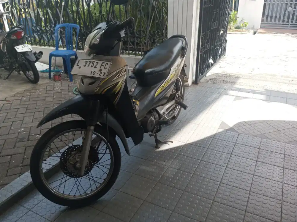 Honda Supra Fit 2007 A.n. Sdri beli dari baru surat lengkap siap pakai