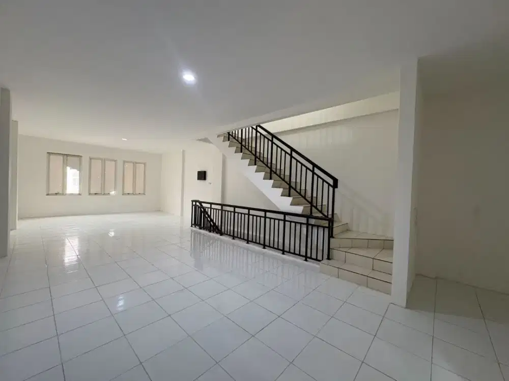 Ruko Cordoba PIK 4LT 5x12,5 Siap Pakai Strategis Lokasi Ramai