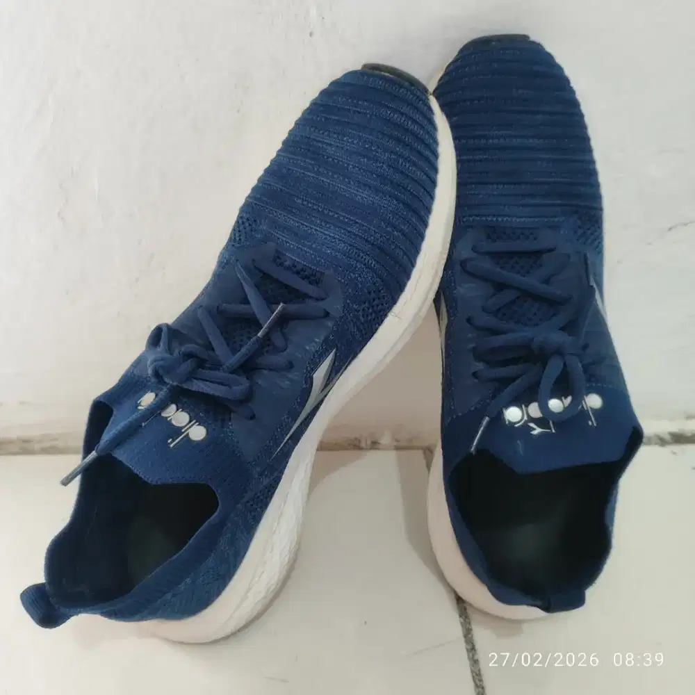 Sepatu Running Ori DIADORA