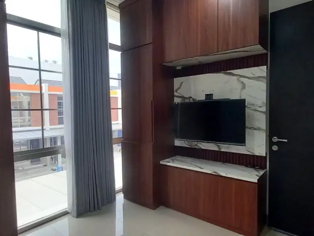 Rumah Arcadia PIK 2 4,5x10 2KT Semi Furnished Sudah AJB Strategis
