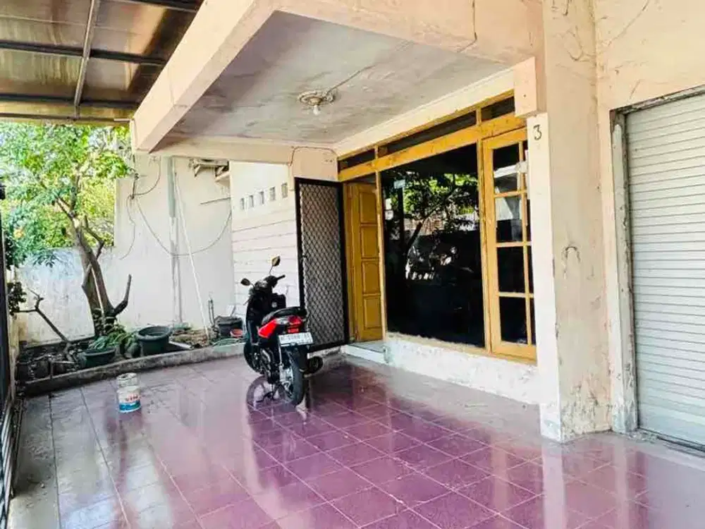 Dijual rumah dekat jalan raya Majapahit Semarang