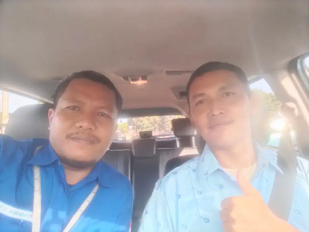 Dibutuhkan driver baru taksi bandara dan rental