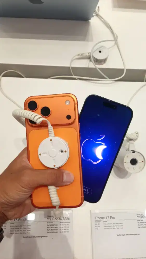 Cicilan ringan iphone 17 pro max pake homecredit