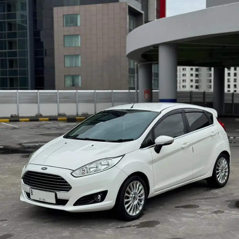 Ford Fiesta S AT 2014