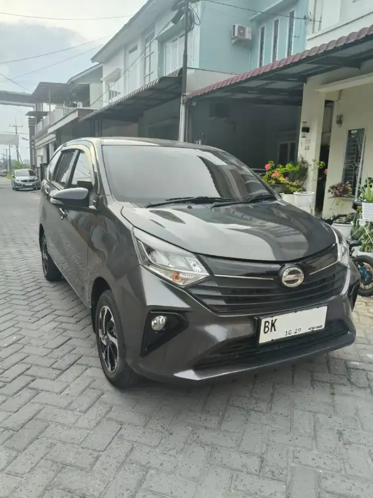 Sigra R 1.2 manual 2024