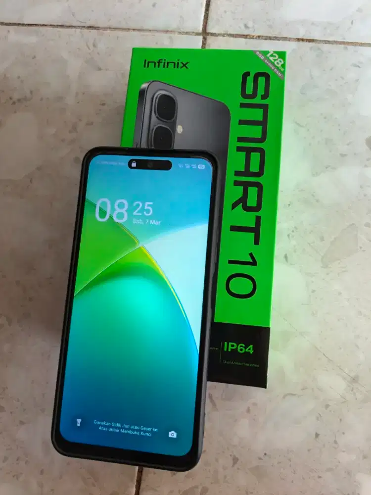 Infinix smart 10 4/128 black