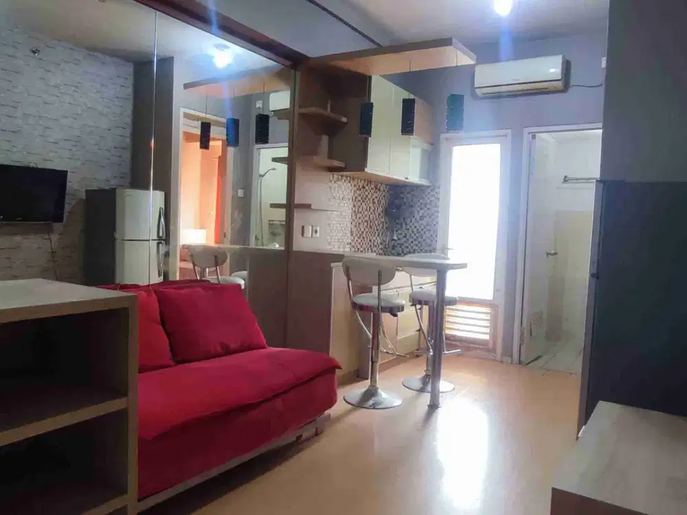 APT CANTIK GRAND EMERALD KELAPA GADING, 2 BR, FURNISHED, SIAP HUNI, HARGA SPECIAL