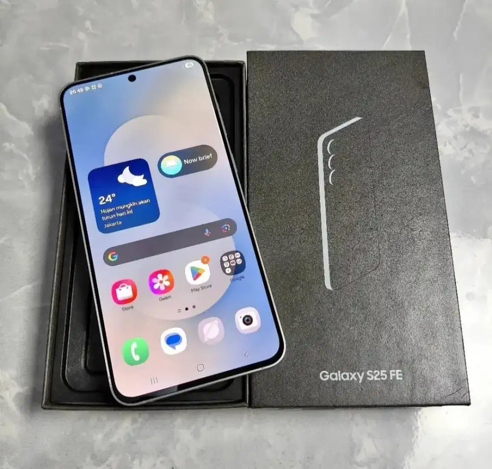 Samsung Galaxy S25 FE RAM 8/256 fullset mulus normal masih garansi