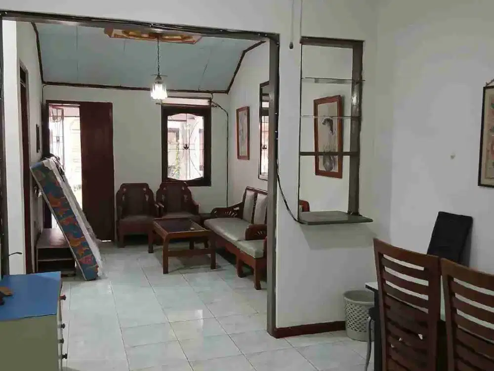 DI JUAL CEPAT RUMAH 2 LANTAI DI TAMAN UBUD INDAH- LIPPO KARAWACI