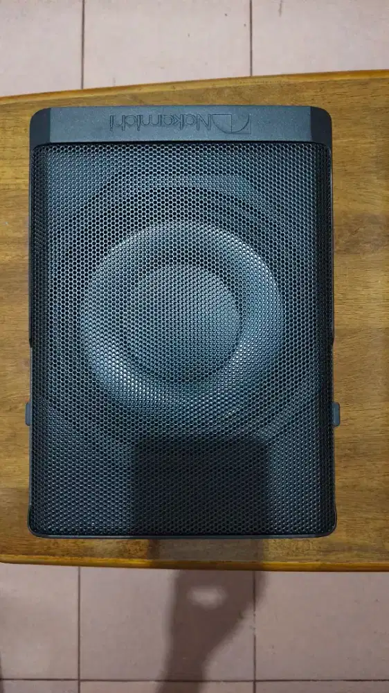 Nakamichi Subwoofer Active kolong NBF20. 0A