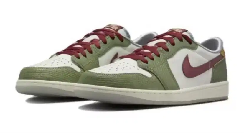 Di Jual Sepatu Year of the dragon