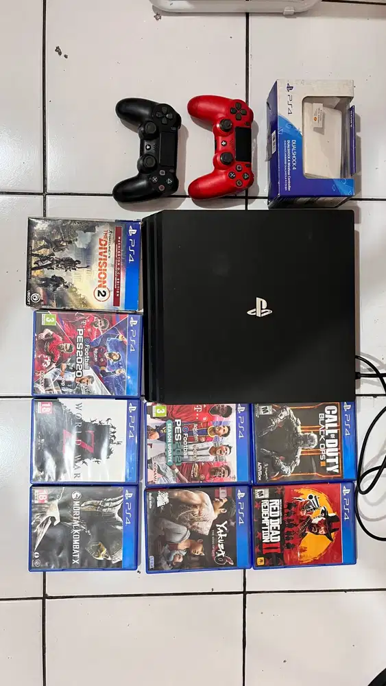PS4 PRO 1 TB NO HEN!, MASIH BAGUS BANGET JARANG DIPAKE