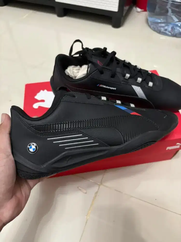 Sepatu puma x BMW