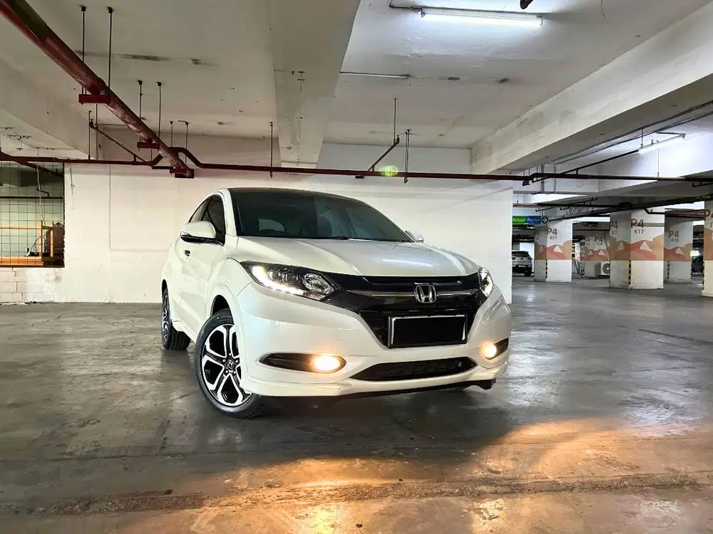 Honda hrv 1.8 prestige pemakaian 2016 tangan pertama dari baru