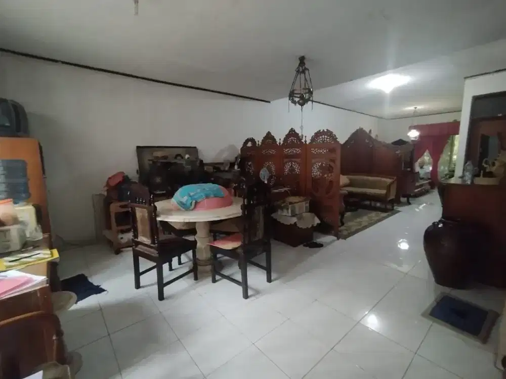 Rumah Lelang 1.5 Lantai SHM nyaman Murah di area Kembar Mas, Bandung
