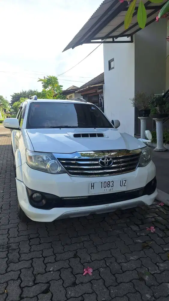 Fortuner TRD AT Diesel VNT pol H asli perorangan pajak panjang