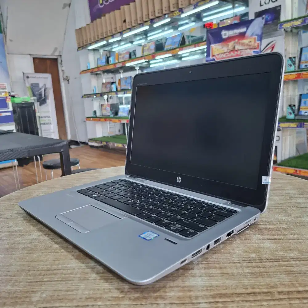 REKOMENDASI LAPTOP PELAJAR DAN MAHASISWA SPESIFIK TINGGI DESAIN