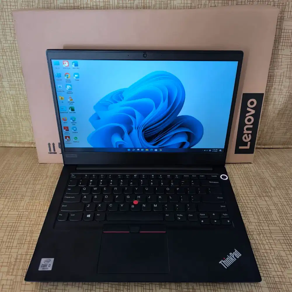 Lenovo Thinkpad E14 Core i3 Gen 10 RAM 8gb SSD 256gb Like New