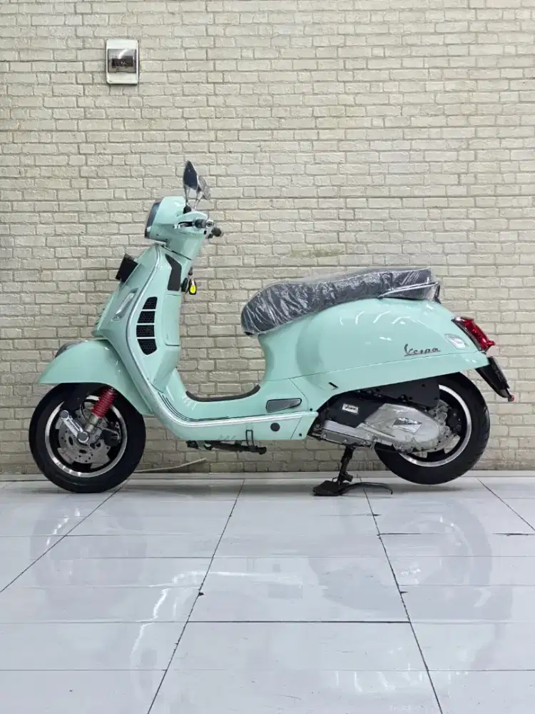 ODO 150 PERAK‼️ Vespa GTS 150 2022 Green Relax Simpanan - Dava Mustika