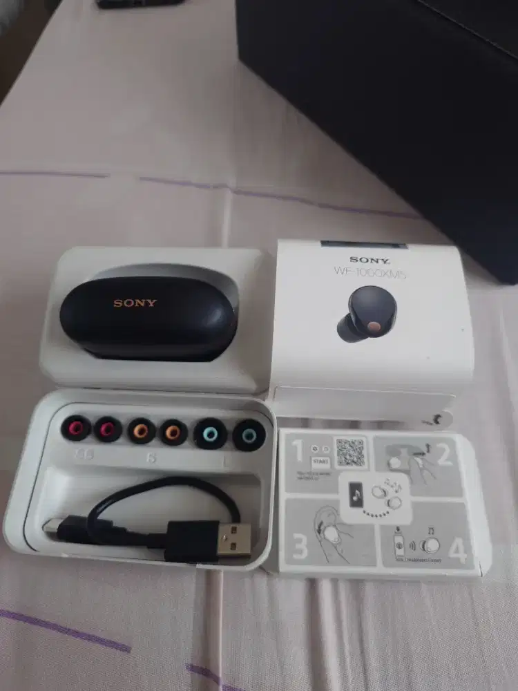 Sony WF-1000XM5 Black