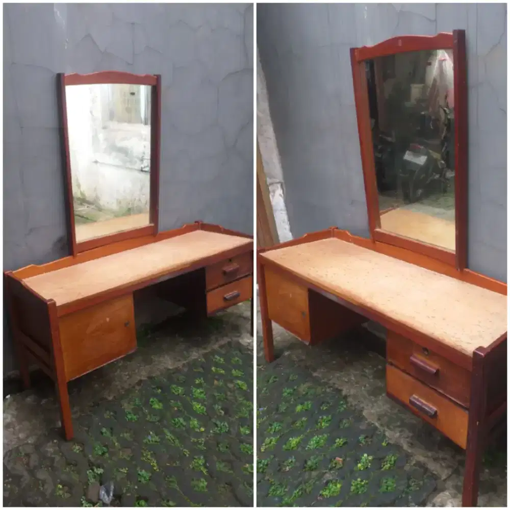 Meja Cermin Salon Hias Kayu