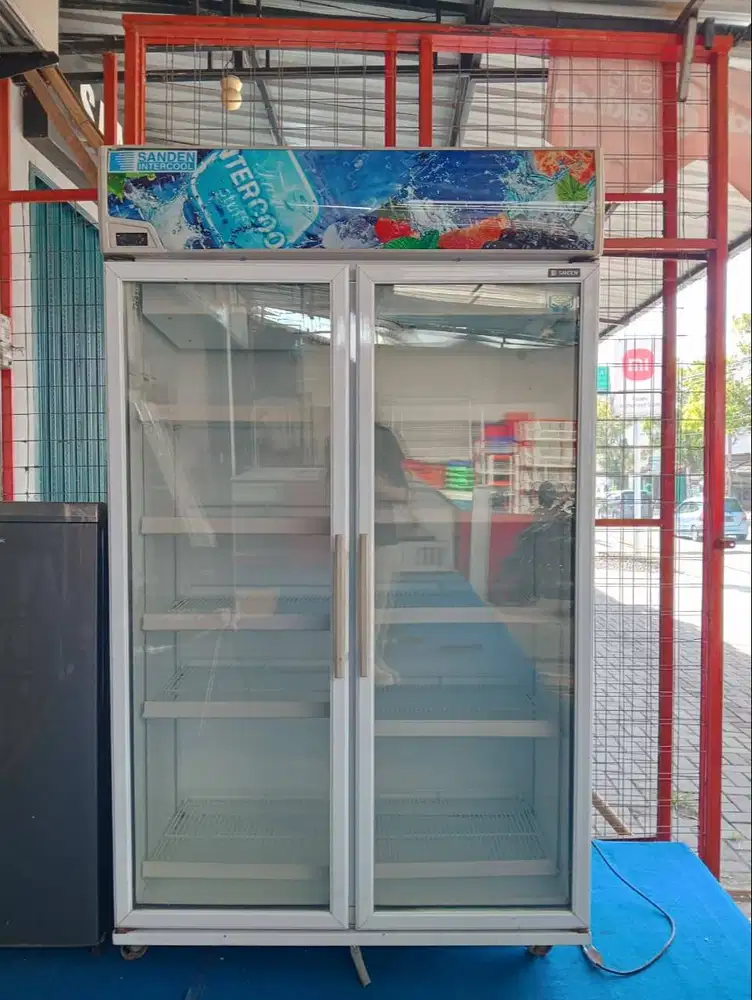 Showcase bekas murah merk Sanden Intercool 1000L normal siap pakai