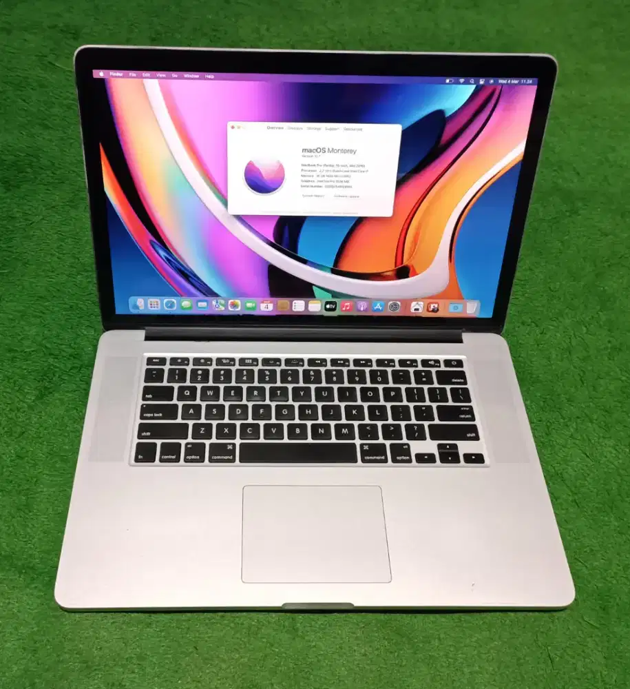 Apple Macbook Pro 2015 15inch i7 16/256 Silver Murah