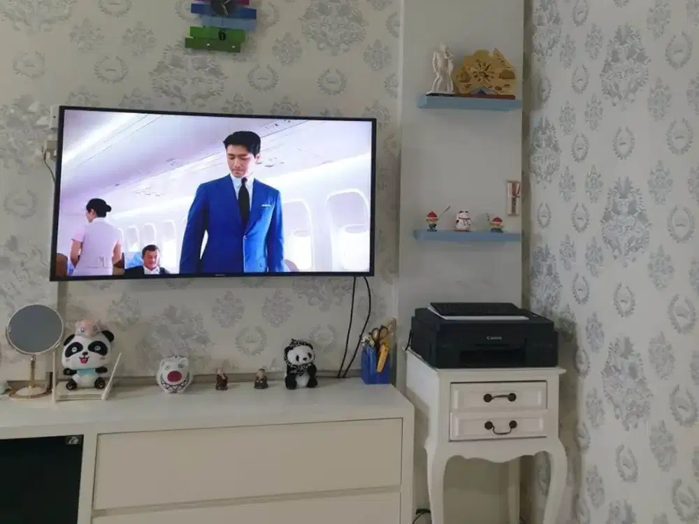 Jual Apartemen Sudirman Park 2 Bedrooms Lantai Tinggi Furnished