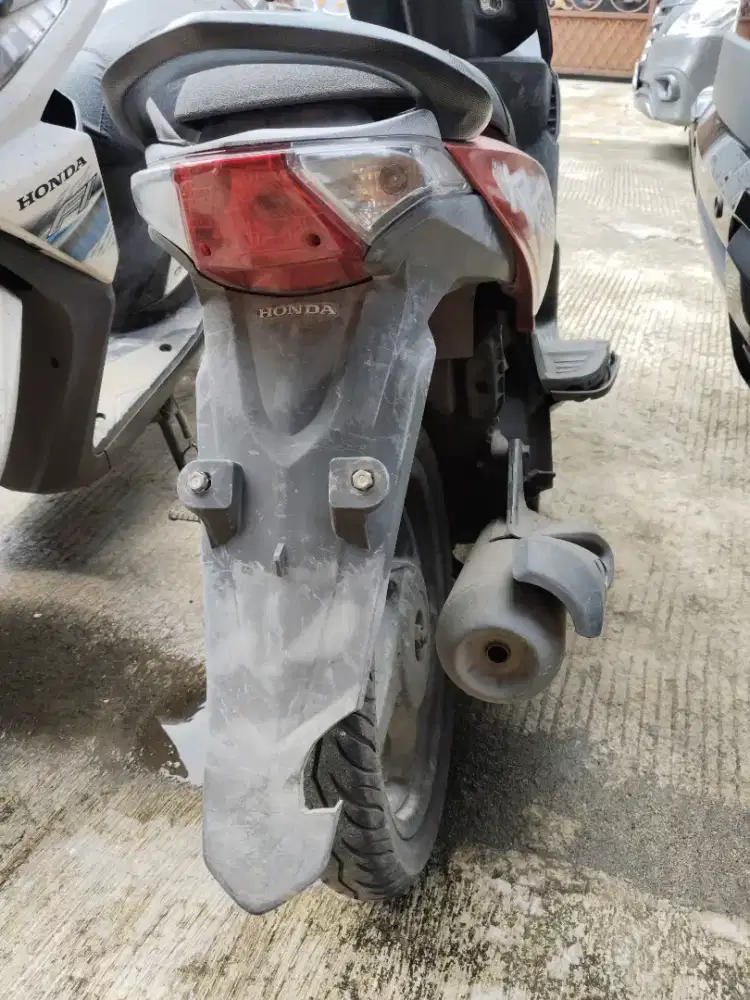 Dijual Honda Beat 2010 karbu 2010