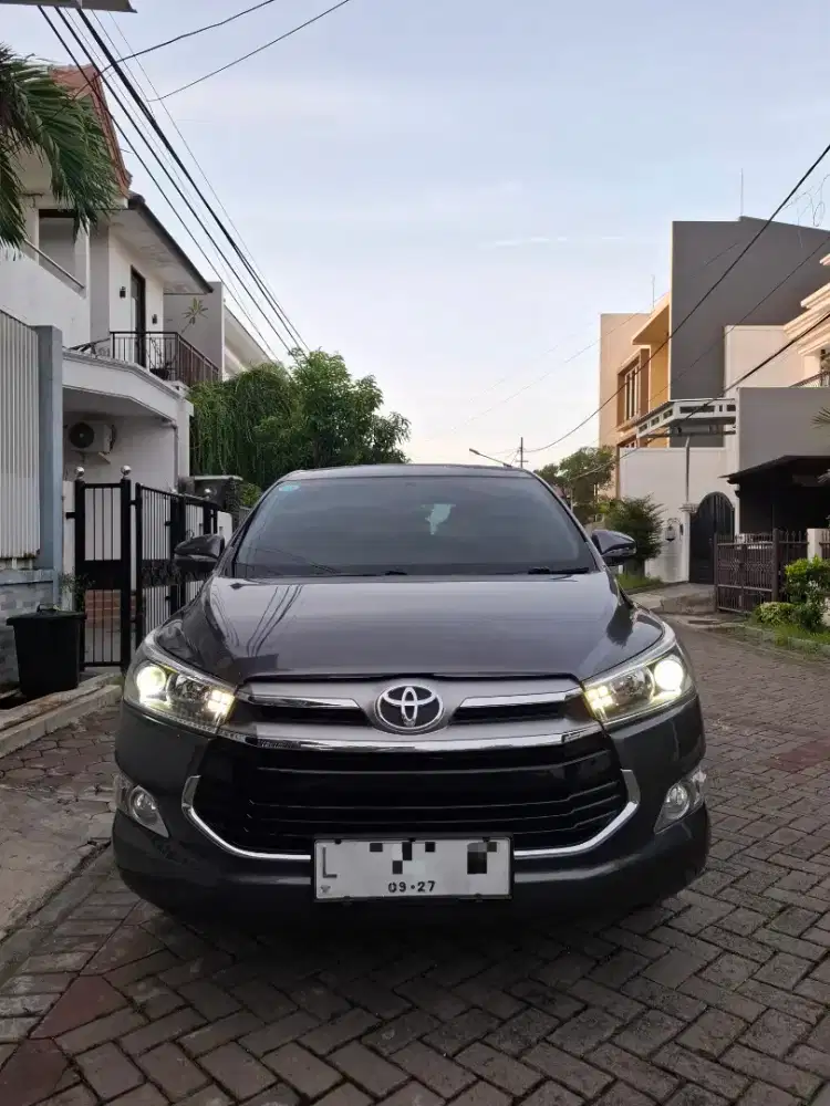 Innova Reborn V 2.4 Diesel 2017 AT Matic Solar Abu Abu Grey 2GD
