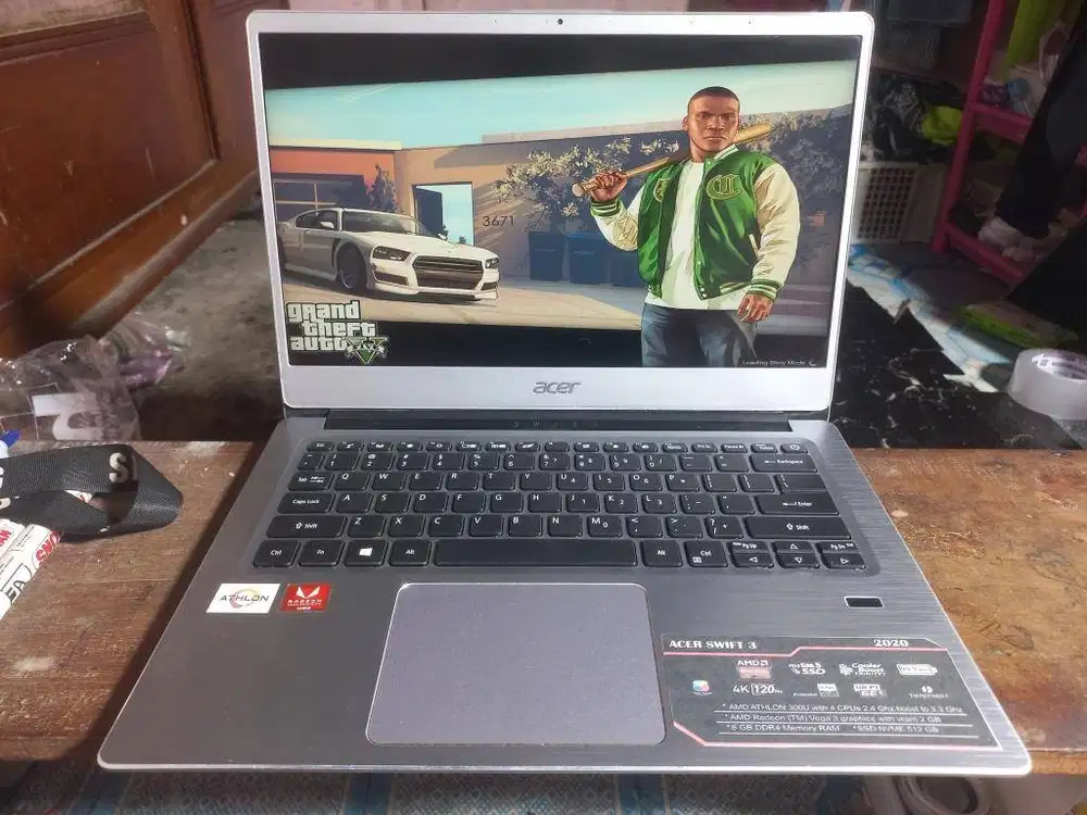 ACER SWIFT 3 AMD ATHLON KEYBOARD NYALA RAM 8 GB SSD NVME FULLGAMING