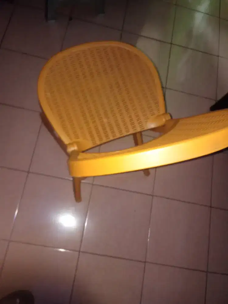 Kursi lipat ringan terawat