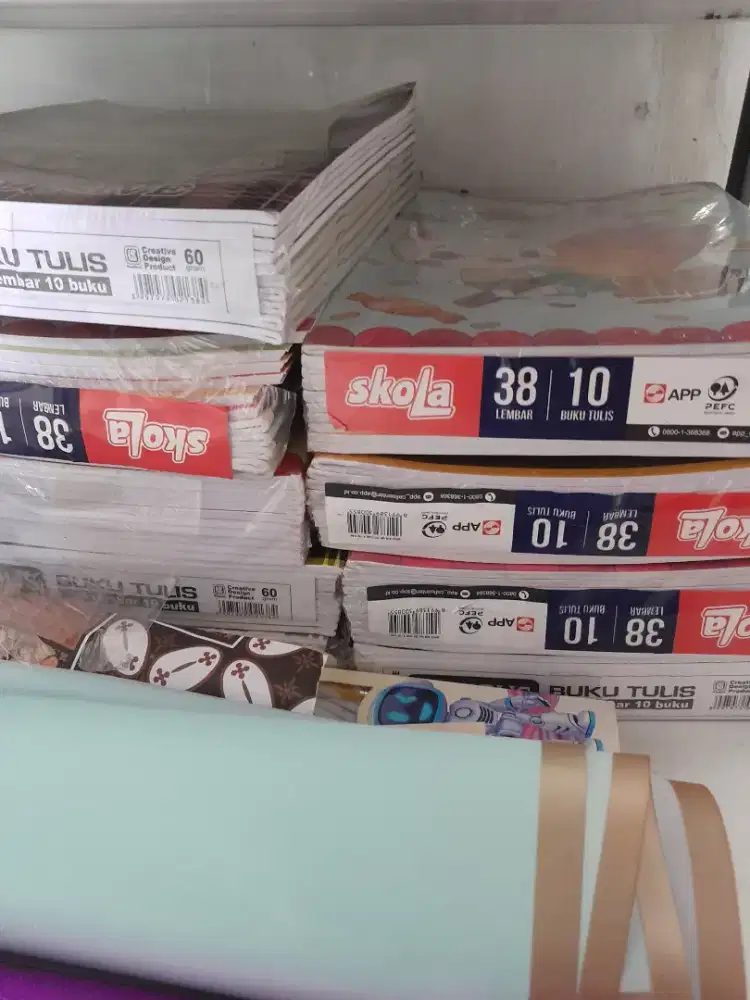 Buku tulis sidu merk skola