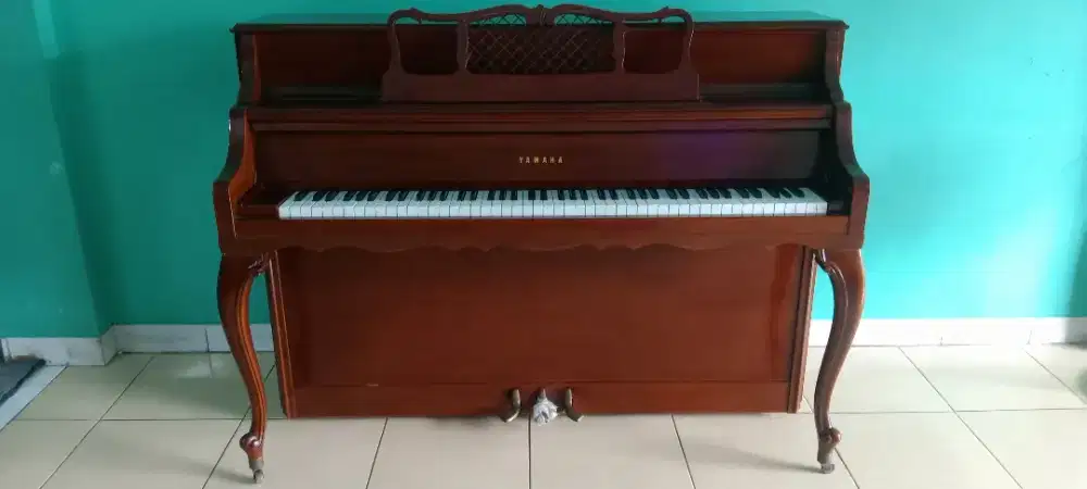 Di jual piano Yamaha Seri M Original jepang