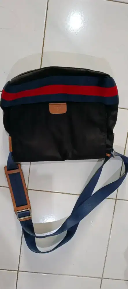 Tas slempang pria
